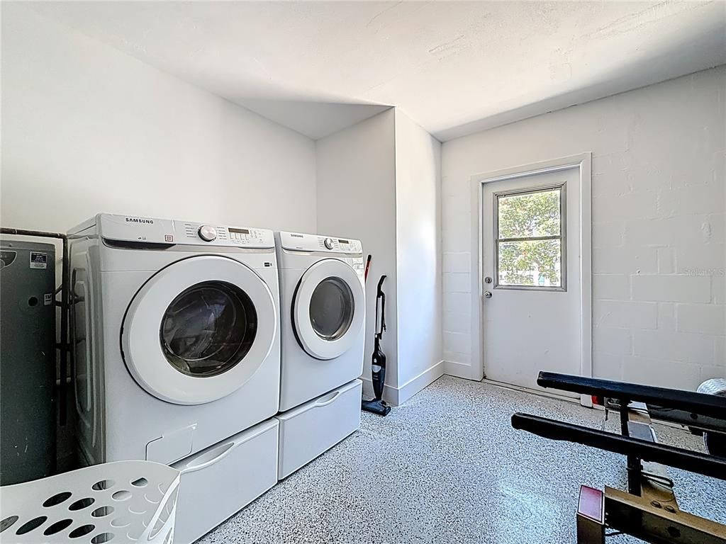 Interior, Washer