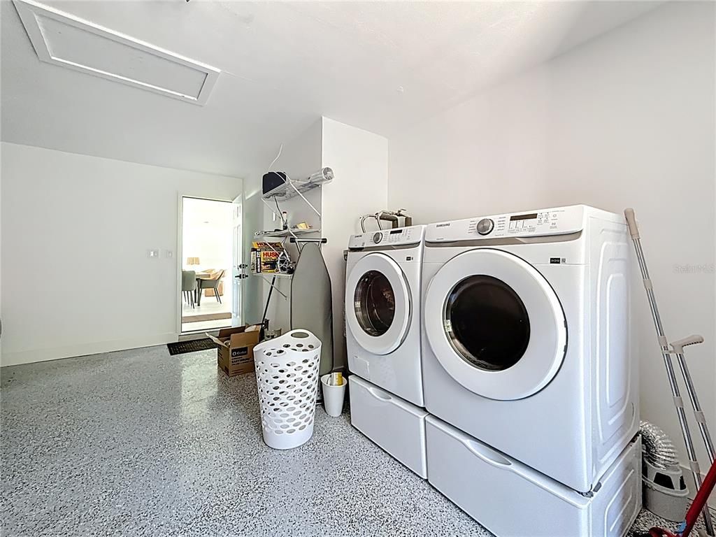 Interior, Washer