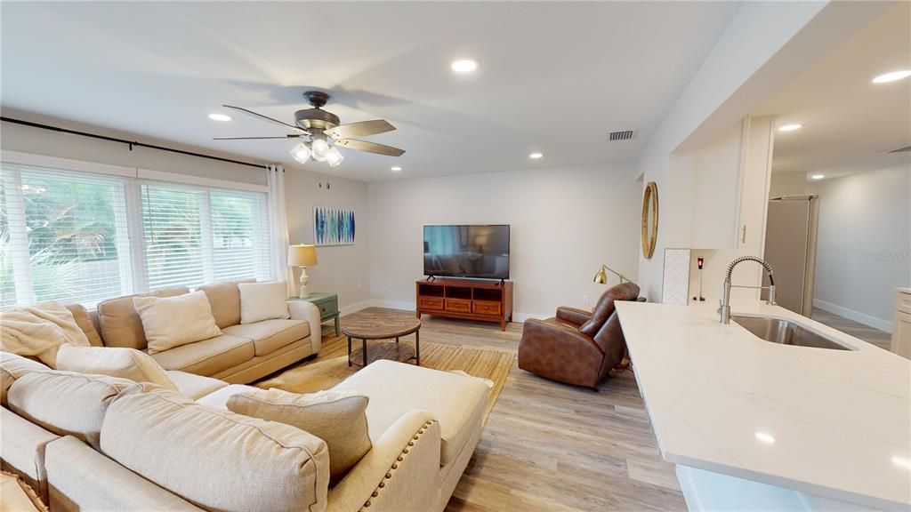 Interior, Kitchen, Living room, Recessed Lighting, Wood Texture Flooring