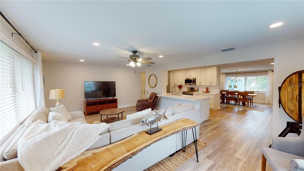 Dining room, Interior, Kitchen, Living room, Pendant Lights, Recessed Lighting, Wood Texture Flooring