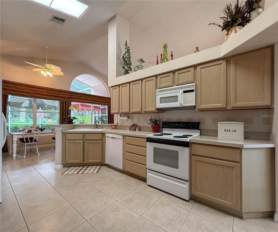 Dining room, Interior, Kitchen