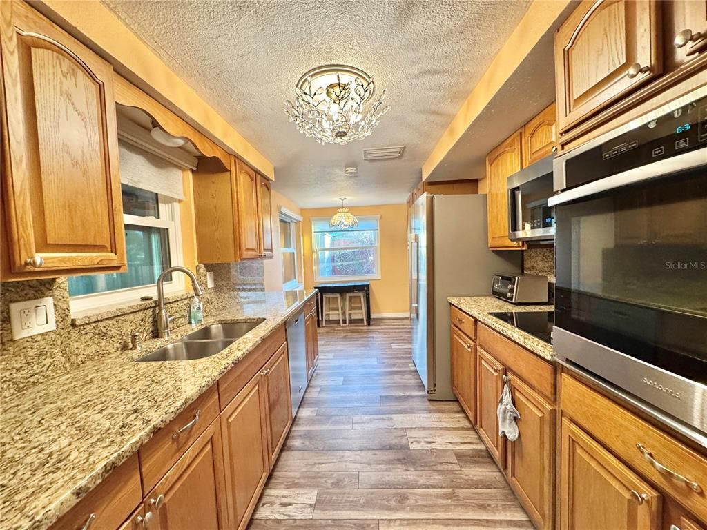 Chandelier, Interior, Kitchen, Wood Texture Flooring