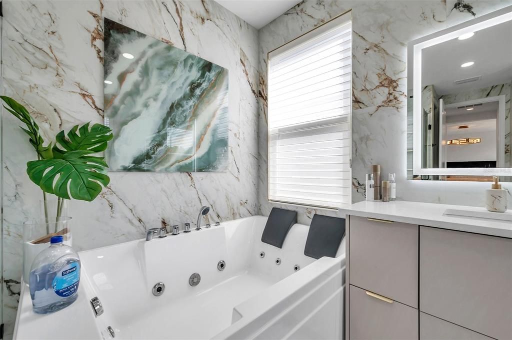 Bathroom, Interior, Marble Walls, Recessed Lighting