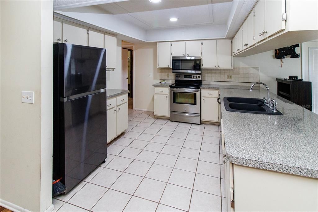 Interior, Kitchen, Recessed Lighting