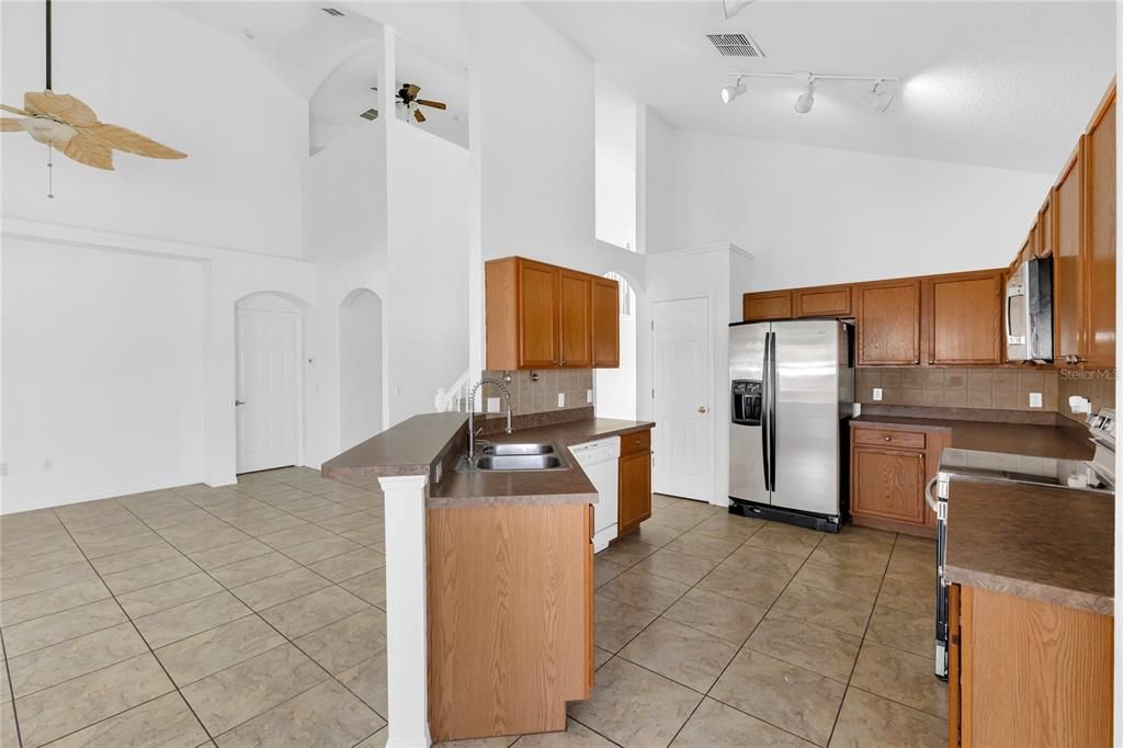 Interior, Kitchen, Stainless Steel Appliances