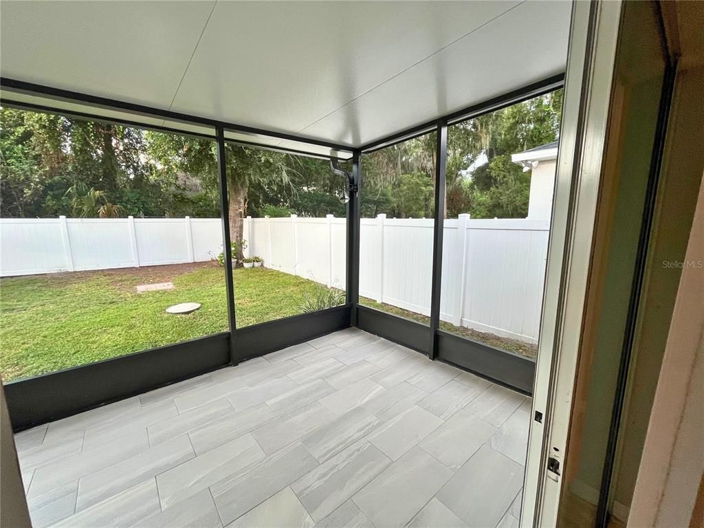 Interior, Sun Room, Wood Texture Flooring