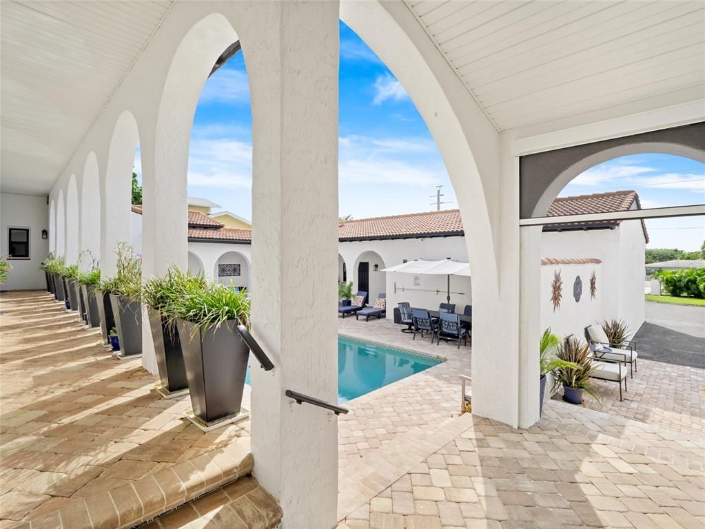 Exterior, Pool