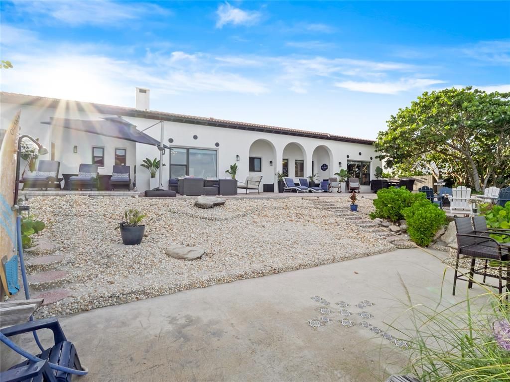 Backyard, Exterior