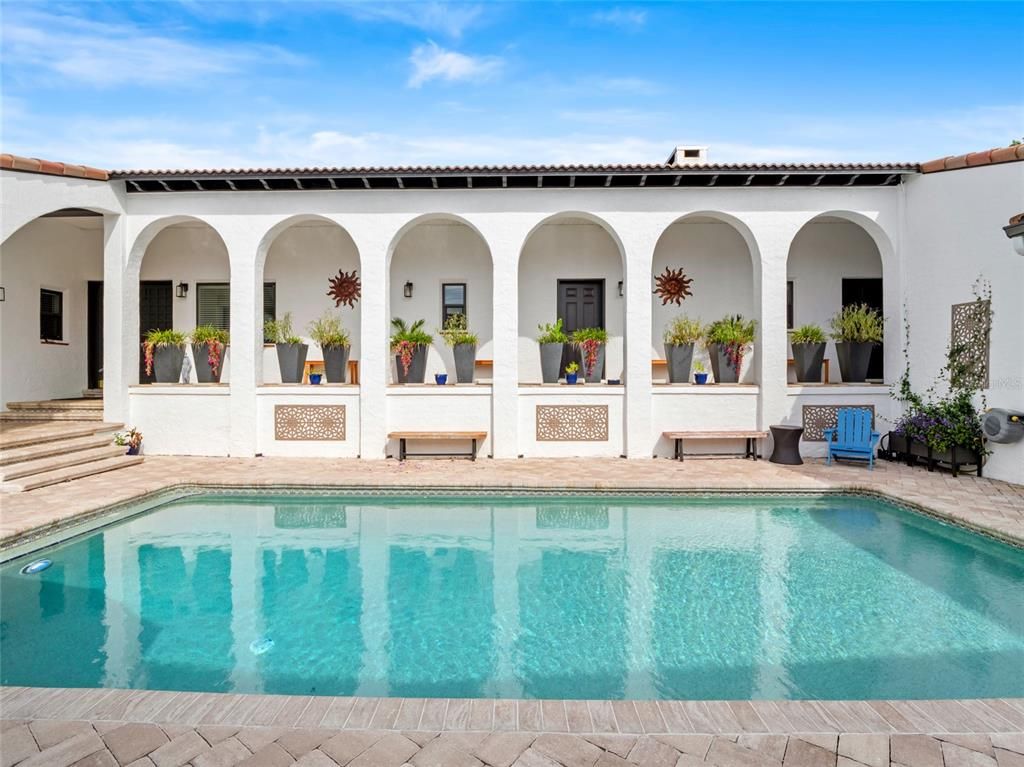 Exterior, Pool