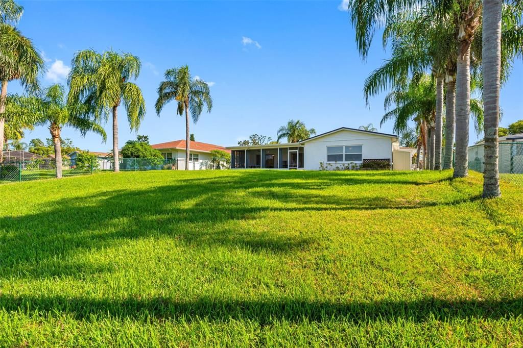 Backyard, Exterior