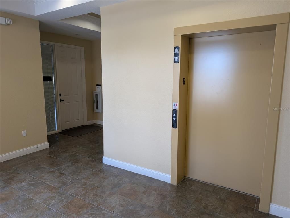 Elevator, Interior