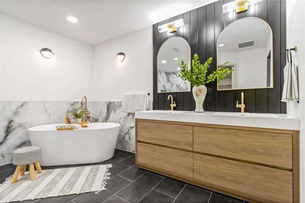 Bathroom, Dual Sink Vanities, Free Standing Baths, Interior, Recessed Lighting