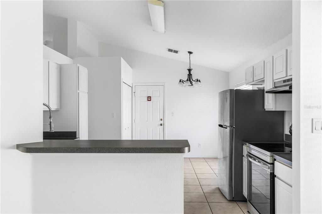 Chandelier, Interior, Kitchen