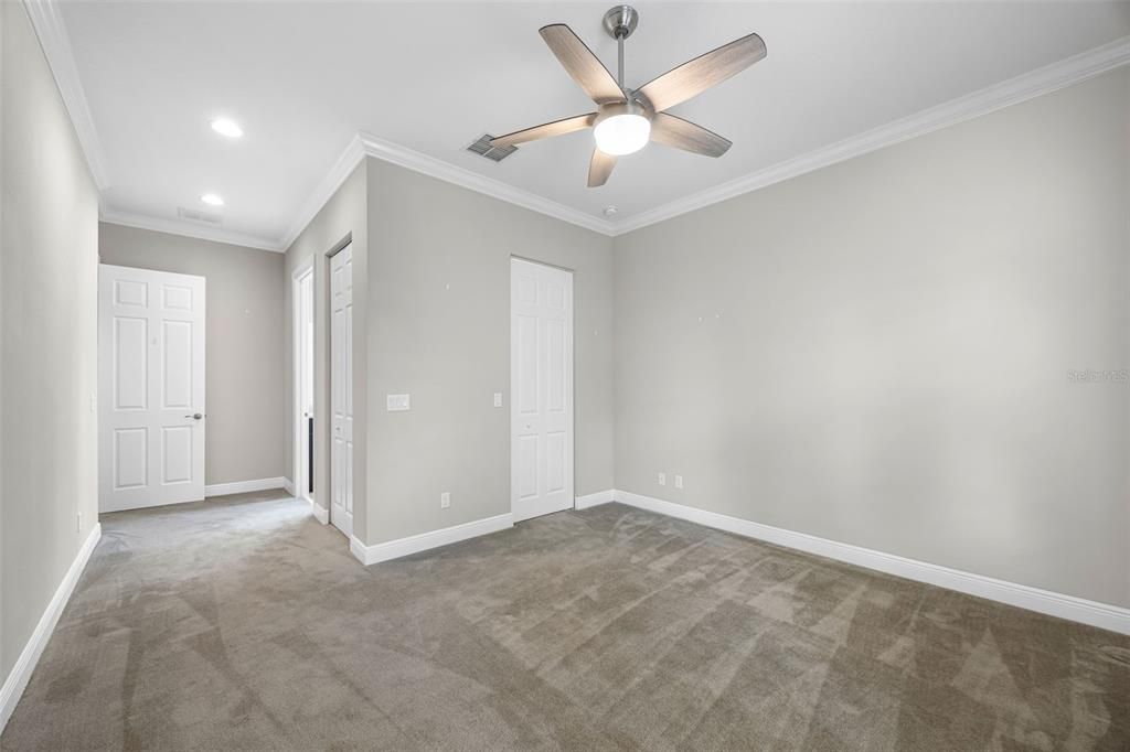Empty room, Interior, Recessed Lighting