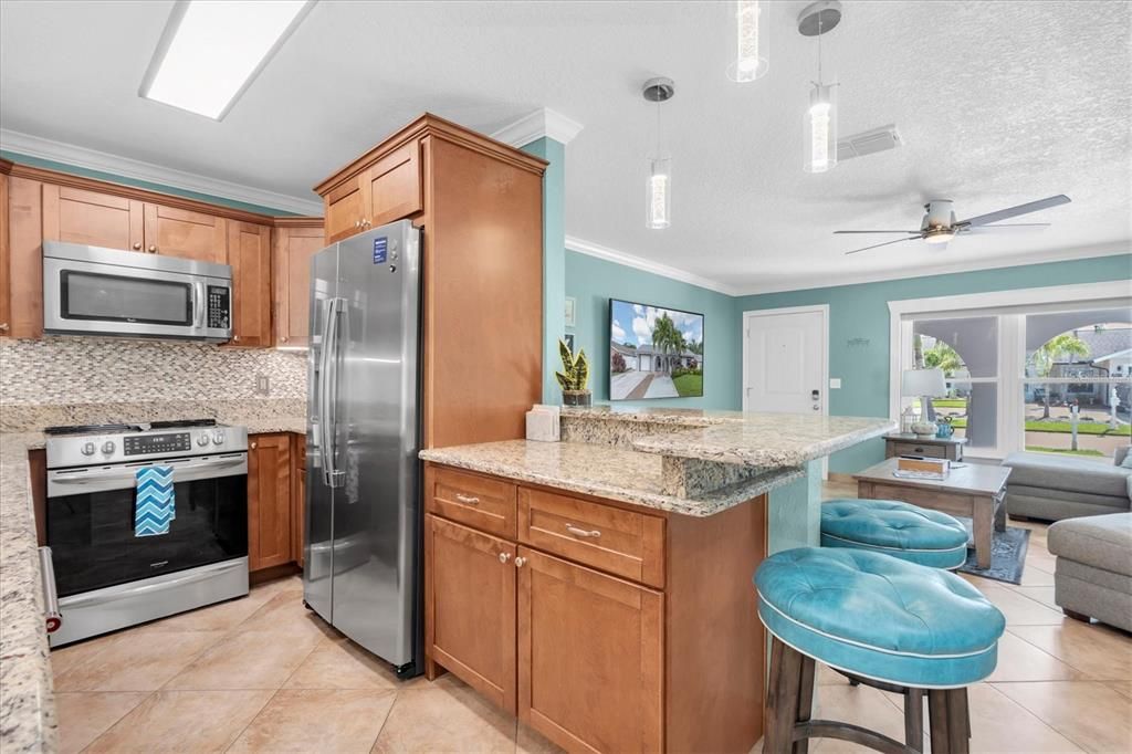 Interior, Kitchen, Pendant Lights, Stainless Steel Appliances