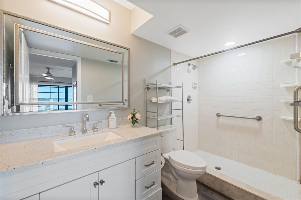 Bathroom, Interior, Recessed Lighting