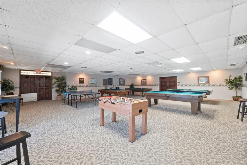 Billiard Table, Game Room, Interior, Recessed Lighting