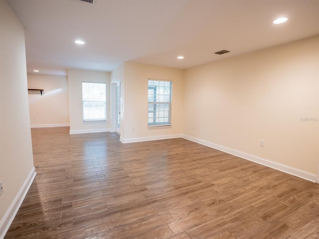 Empty room, Interior, Recessed Lighting, Wood Texture Flooring