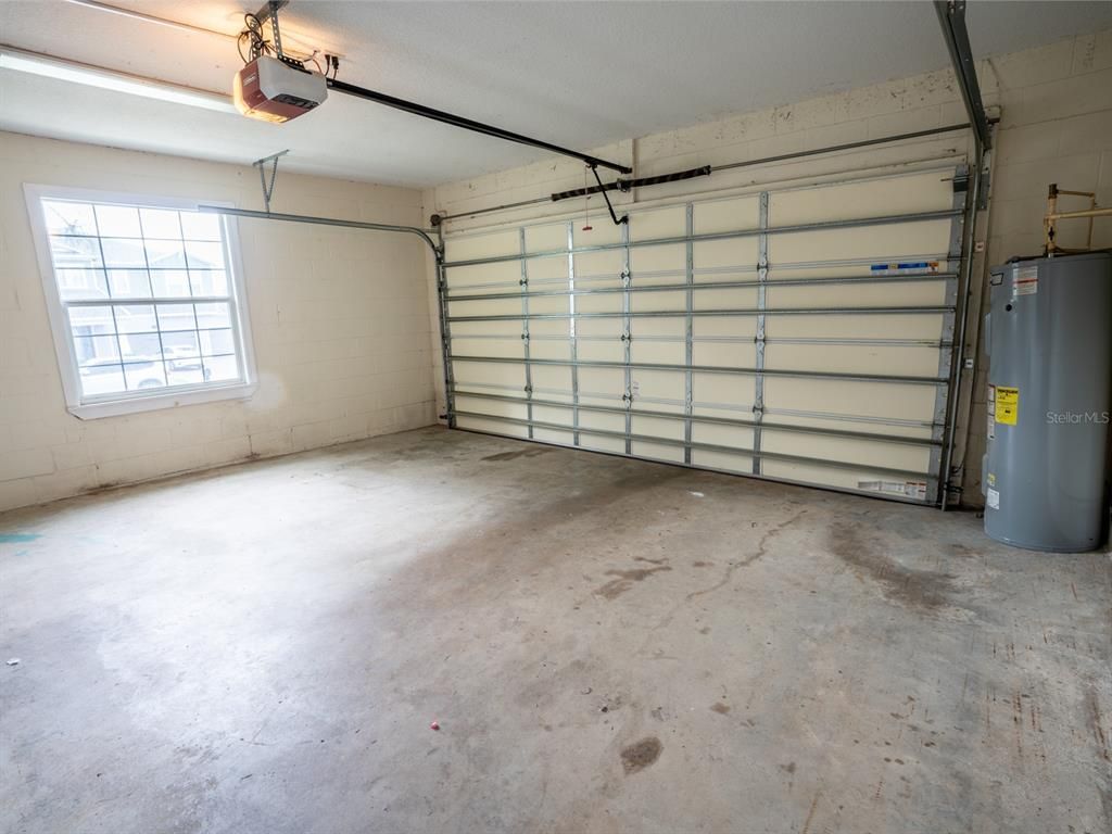 Garage, Interior