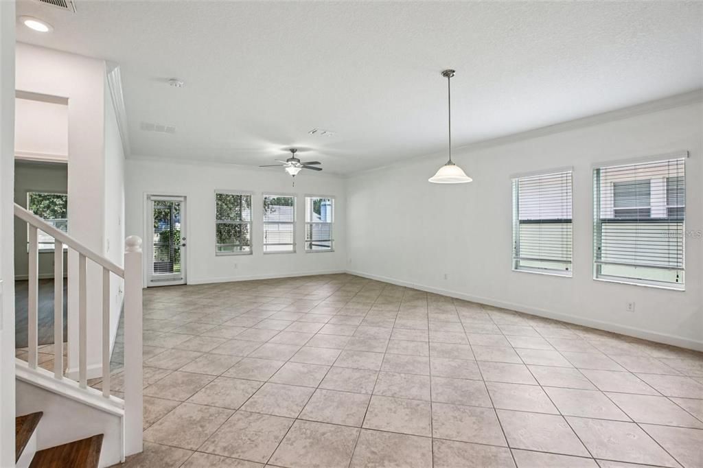 Empty room, Interior, Pendant Lights, Recessed Lighting