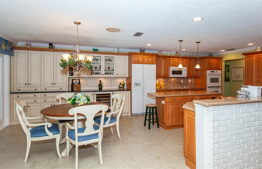 Chandelier, Dining room, Interior, Kitchen, Pendant Lights, Recessed Lighting
