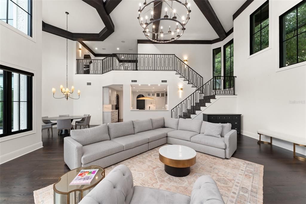 Chandelier, Dining room, Interior, Living room, Recessed Lighting, Wood Texture Flooring