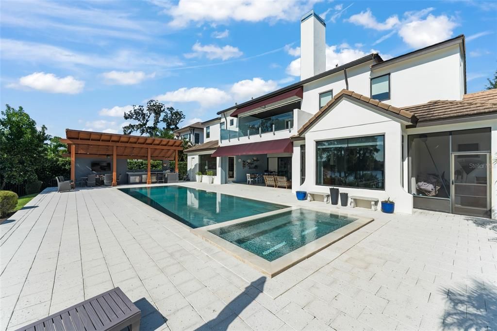 Exterior, Pool