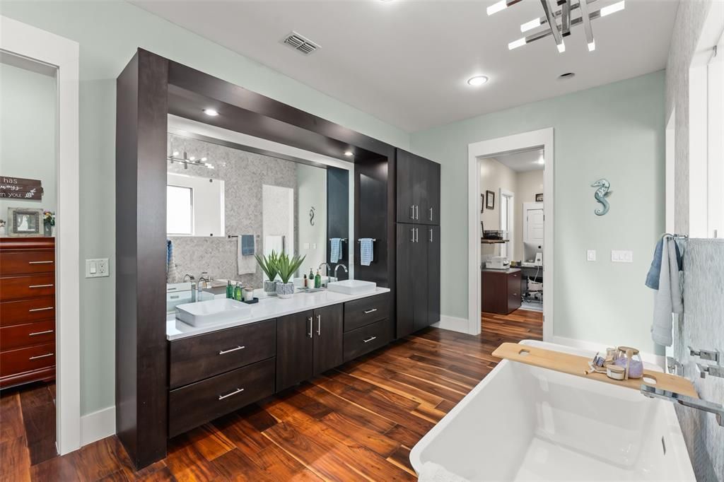 Bathroom, Dual Sink Vanities, Free Standing Baths, Interior, Pendant Lights, Recessed Lighting, Wood Texture Flooring