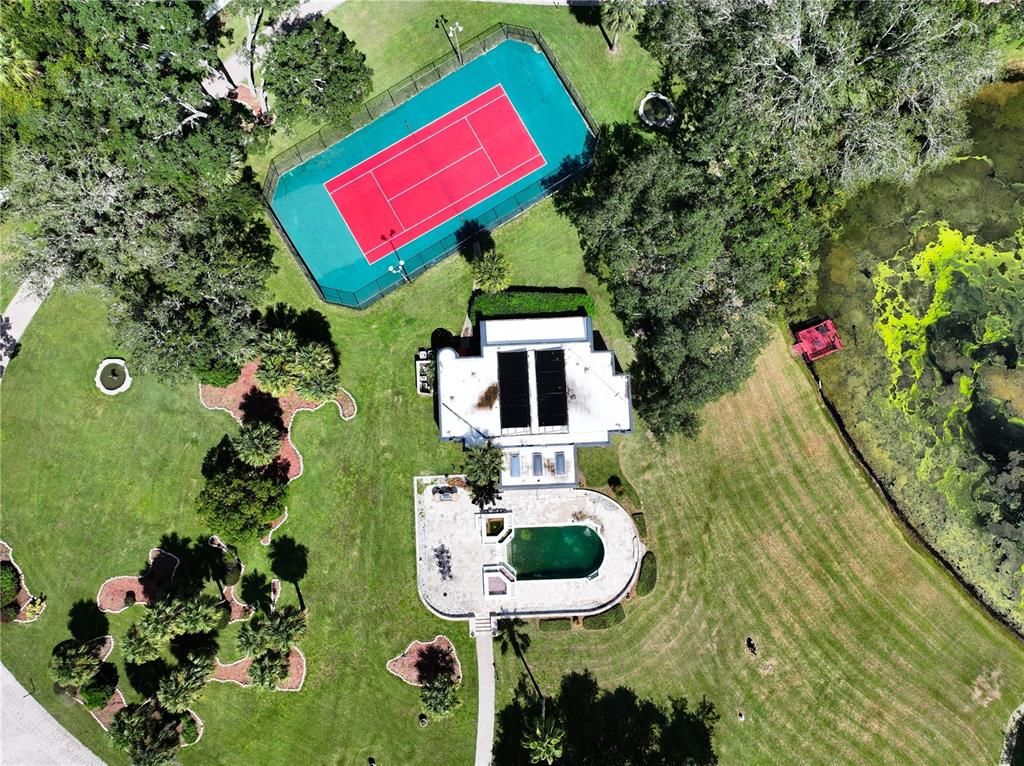 Exterior, Drone