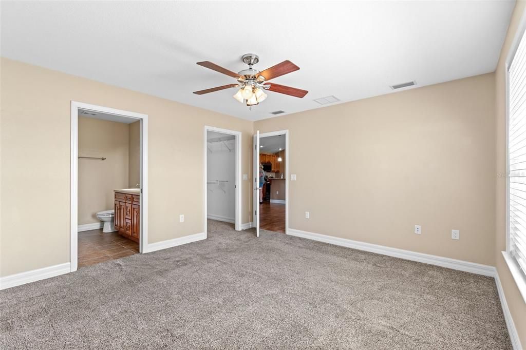 Bathroom, Empty room, Interior