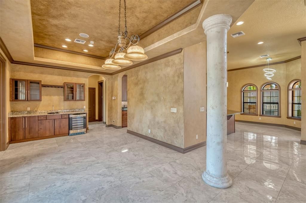 Chandelier, Interior, Kitchen, Marble, Pendant Lights, Recessed Lighting