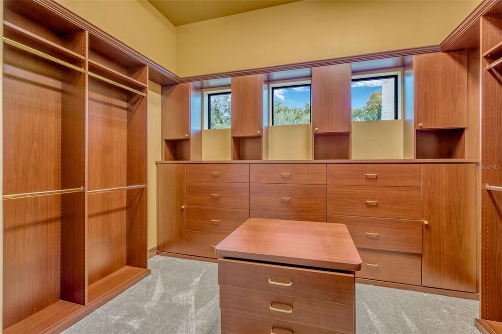 Interior, Walk-in Closets