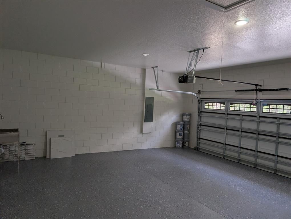 Garage, Interior, Recessed Lighting