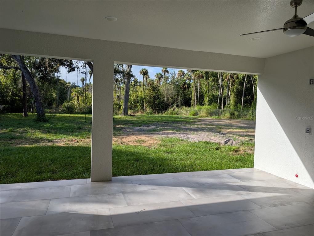 Backyard, Exterior