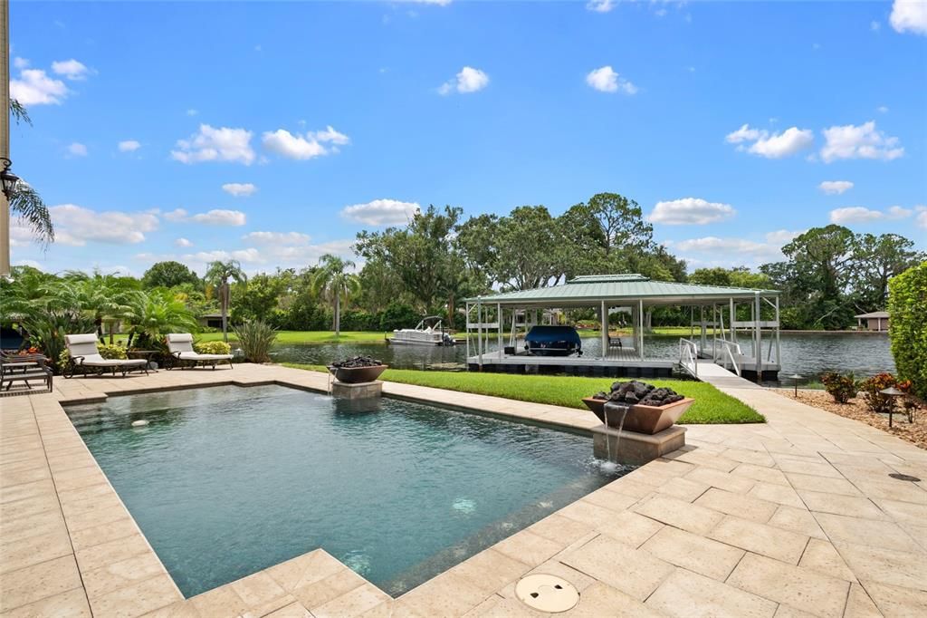 Exterior, Pool, Water
