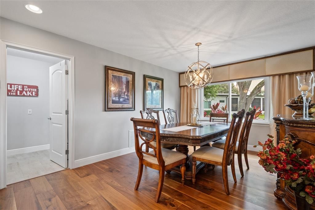 Chandelier, Dining room, Interior, Recessed Lighting, Wood Texture Flooring