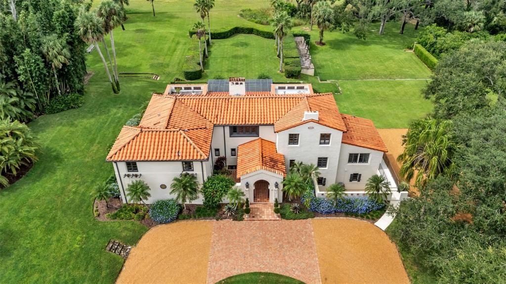 Exterior, Drone
