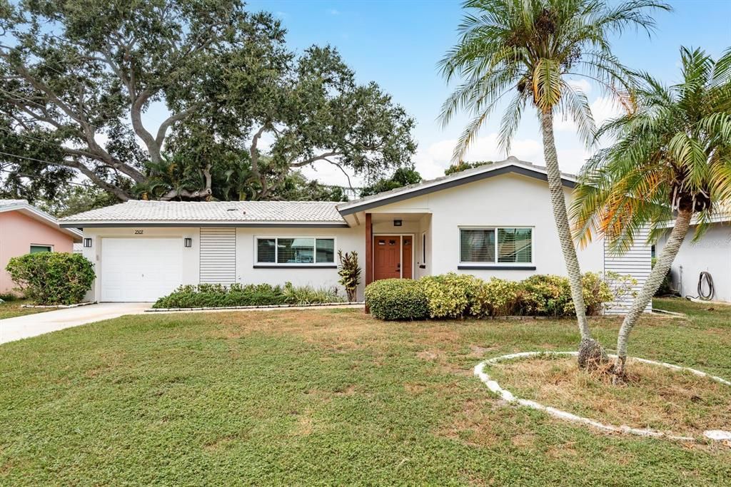Attached, Backyard, Exterior, Facade, Ranch