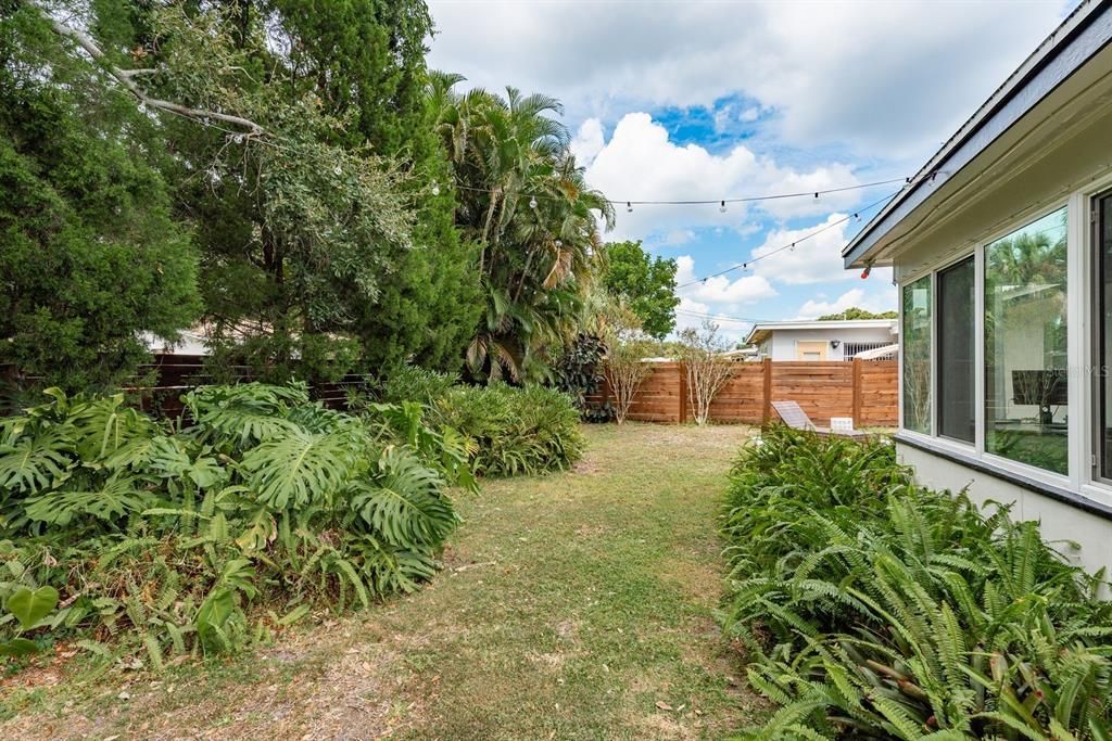Backyard, Exterior