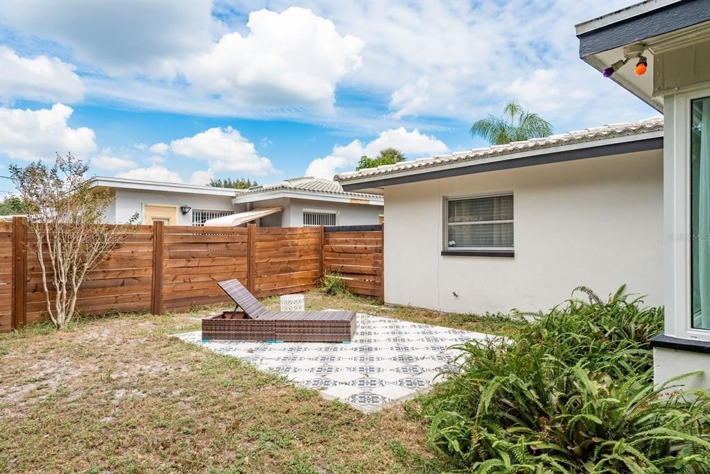 Backyard, Exterior