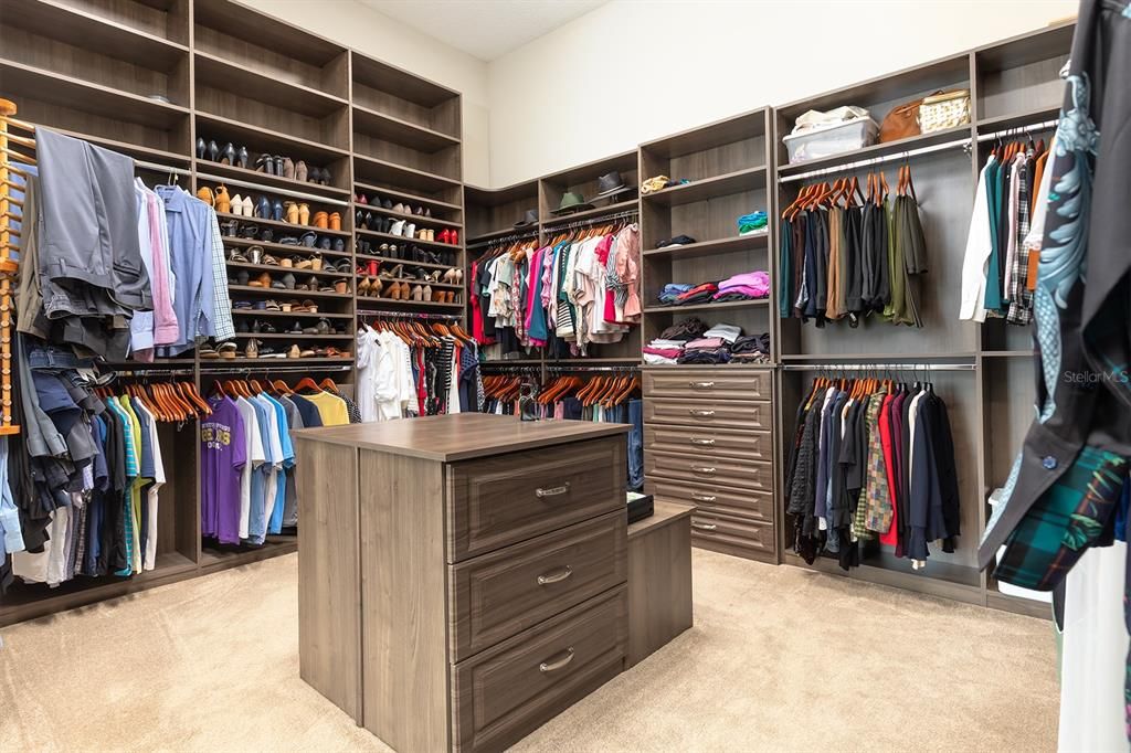 Interior, Walk-in Closets