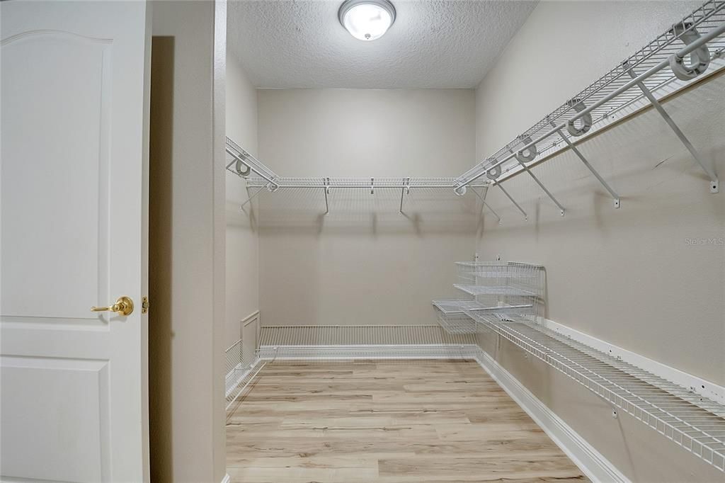 Interior, Walk-in Closets, Wood Texture Flooring