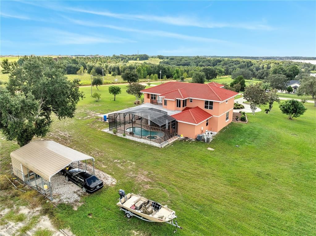 Exterior, Drone