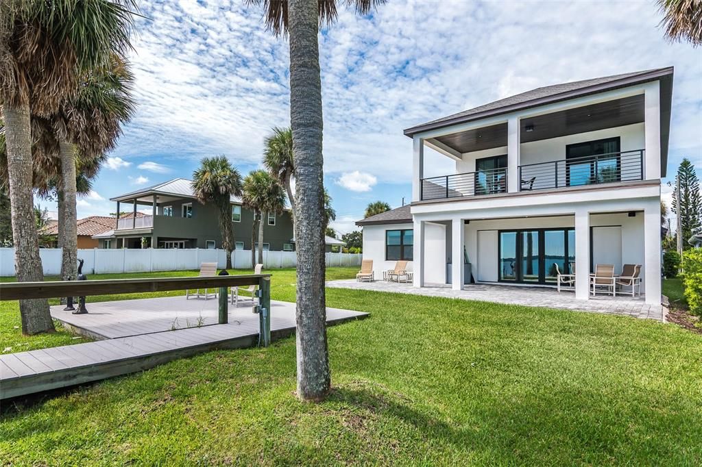 Backyard, Exterior