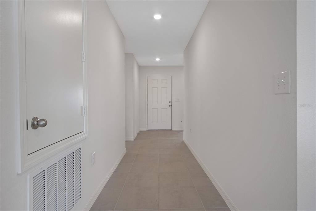 Interior, Recessed Lighting