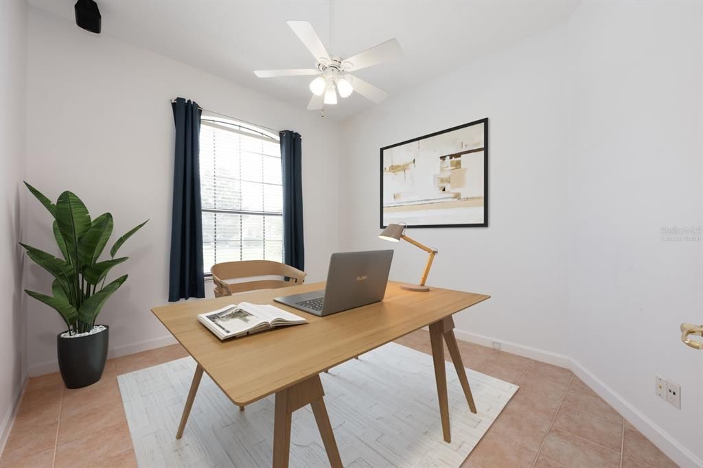 Home Office, Interior