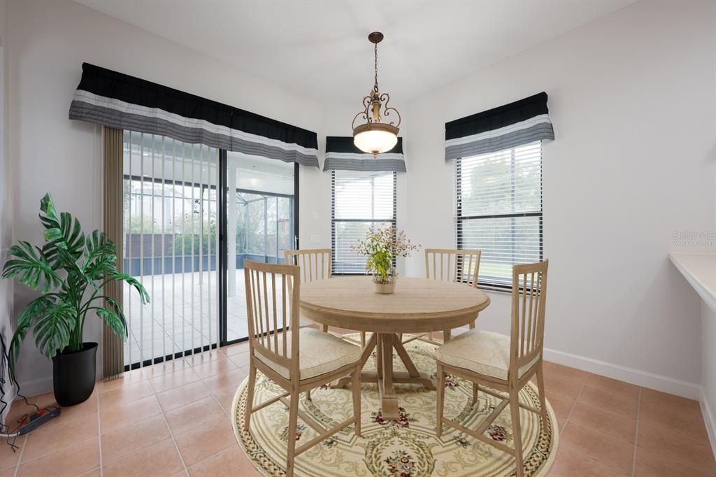 Dining room, Interior, Pendant Lights