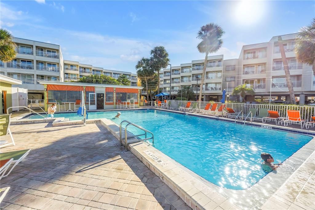 Exterior, Pool