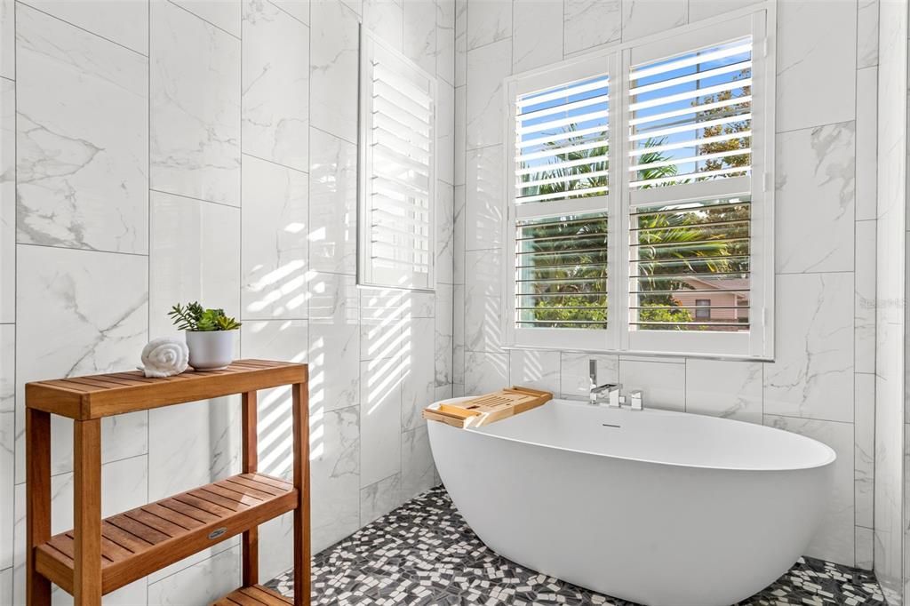Bathroom, Free Standing Baths, Interior, Marble Walls