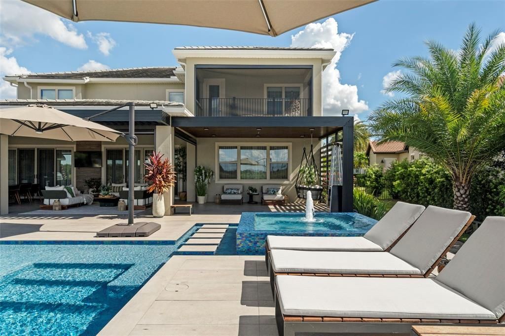 Exterior, Pool